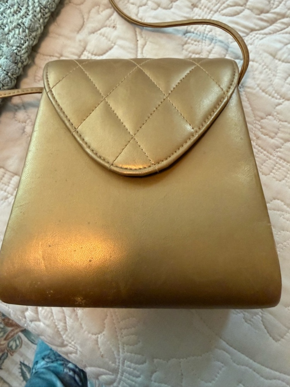 Vintage Andè Gold Quilted Flap Crossbody Bag